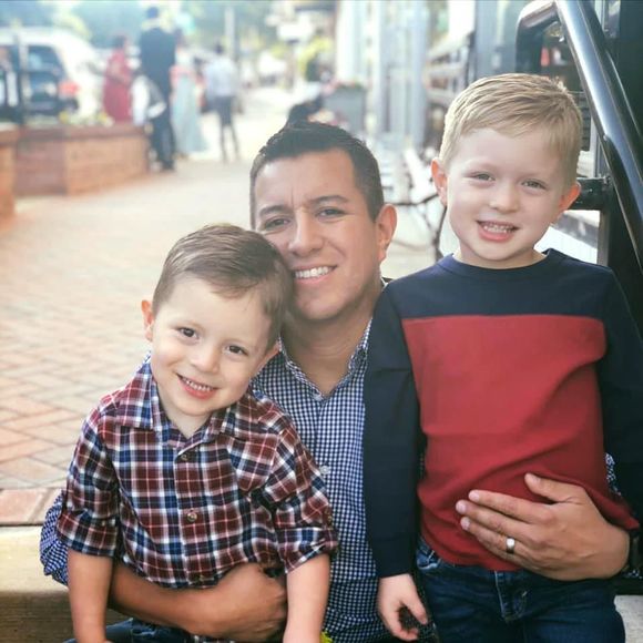 Meet your Posher, Mark - Picture 1 of 1